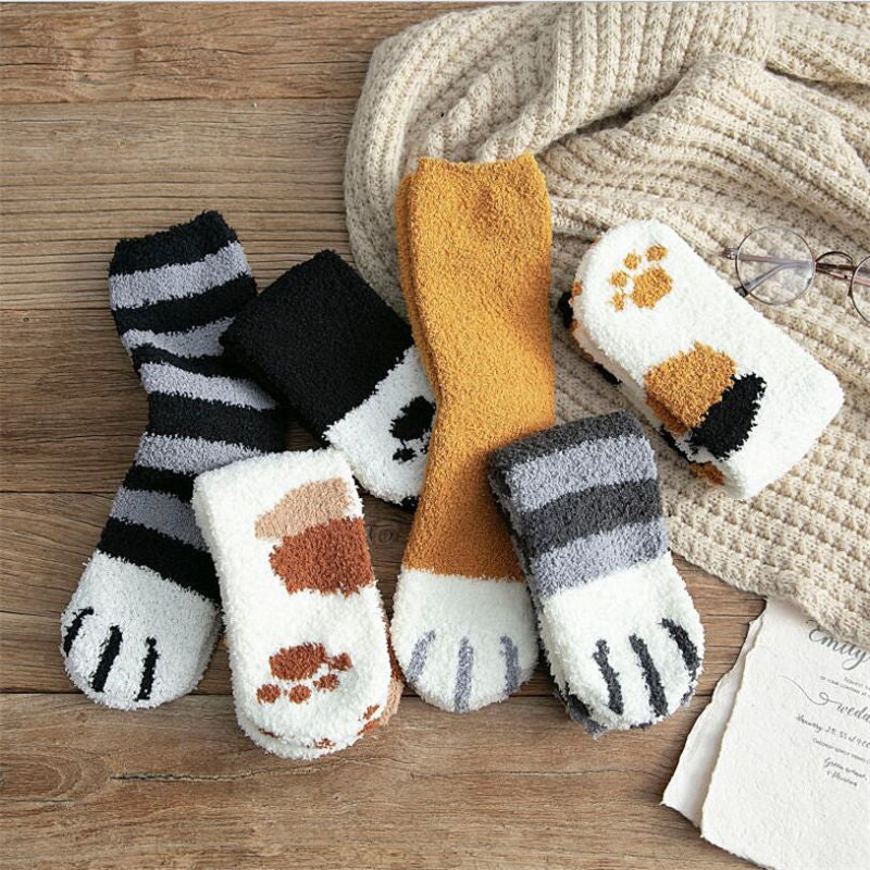 1 pair of plush coral fleece socks female tube socks autumn and winter cat claws cute thick warm sleeping floor sleep socks (4430457700448)